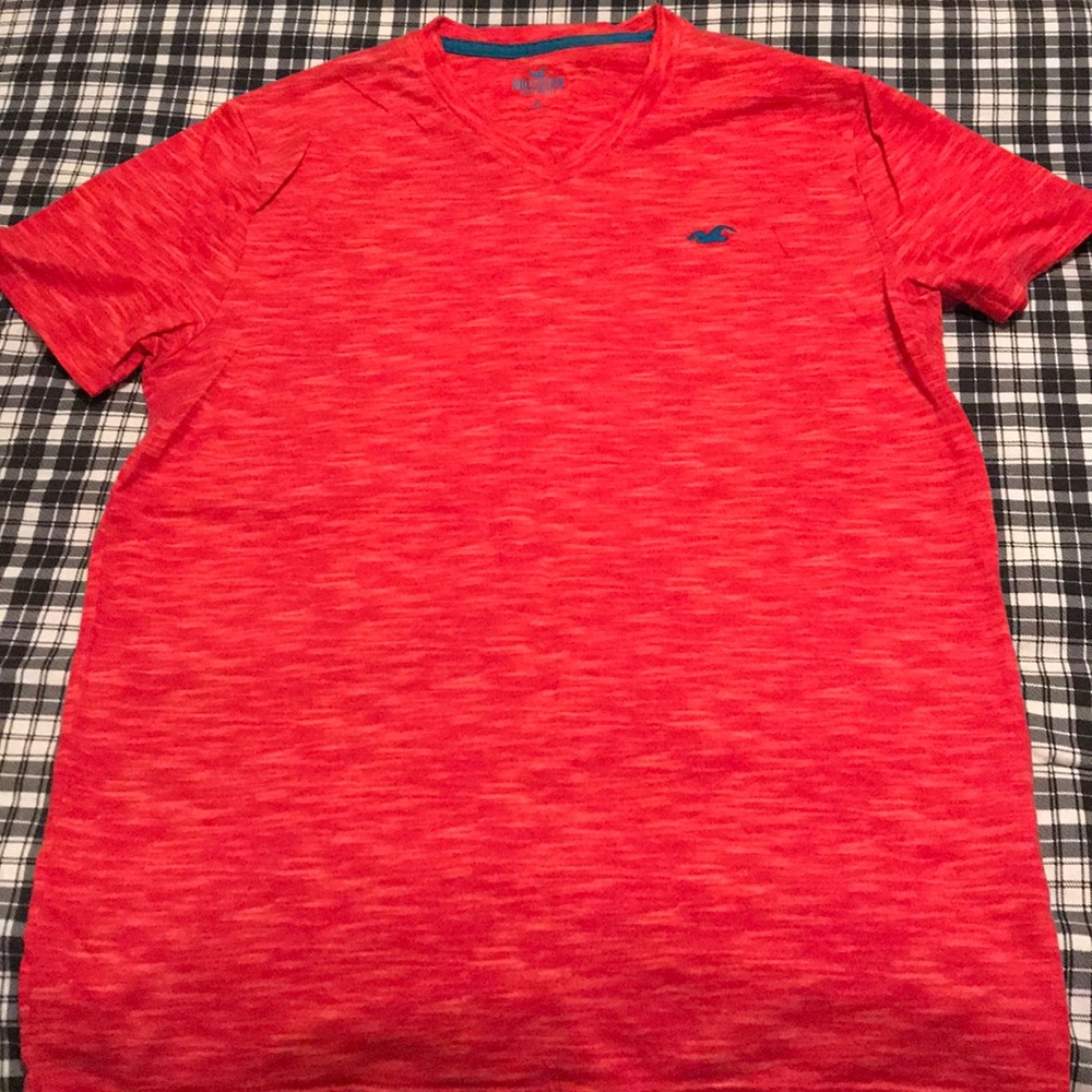 Hollister t-shirt